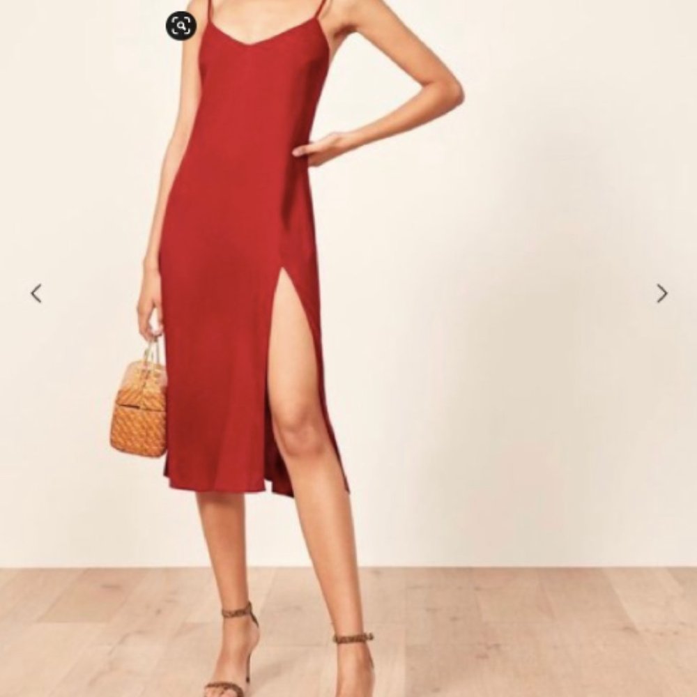 Reformation red strap dress with high slit sz 8